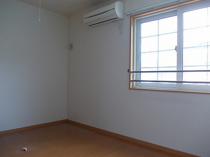 物件内観写真6　(居室)