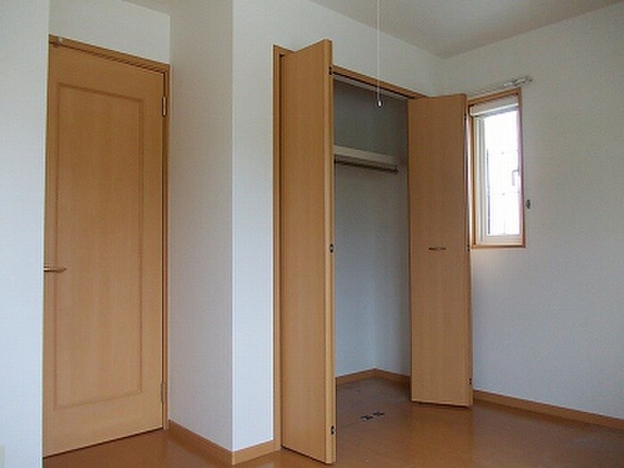 物件内観写真7　(収納)