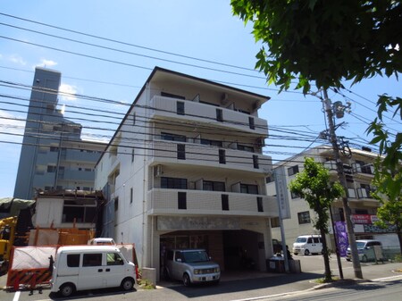 関本緑井ビル外観写真