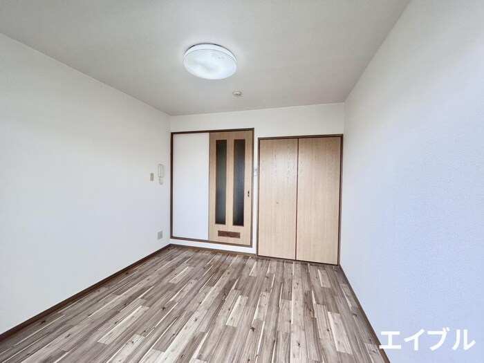 物件内観写真8　(収納)