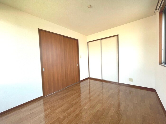 物件内観写真10　(居室)