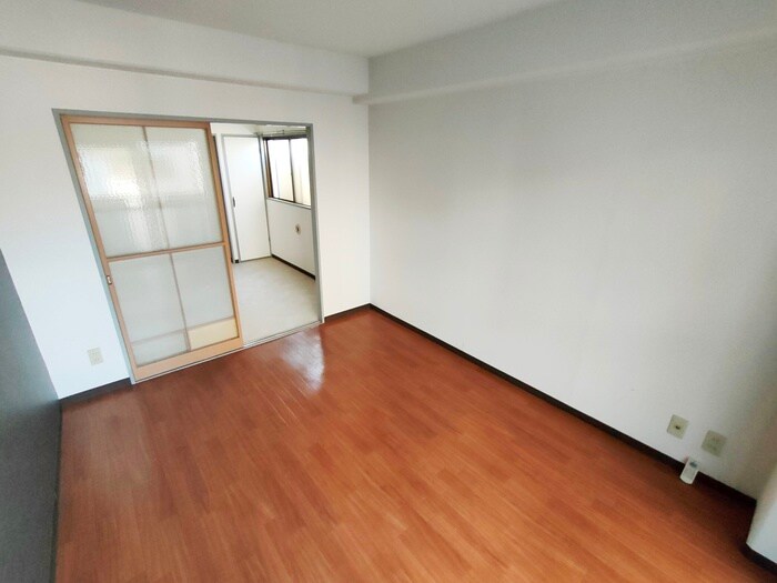 物件内観写真16　(居室)