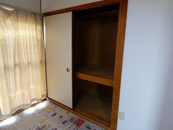 物件内観写真12　(収納)