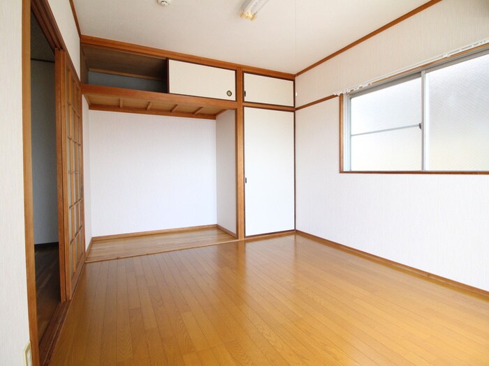 物件内観写真7　(居室)