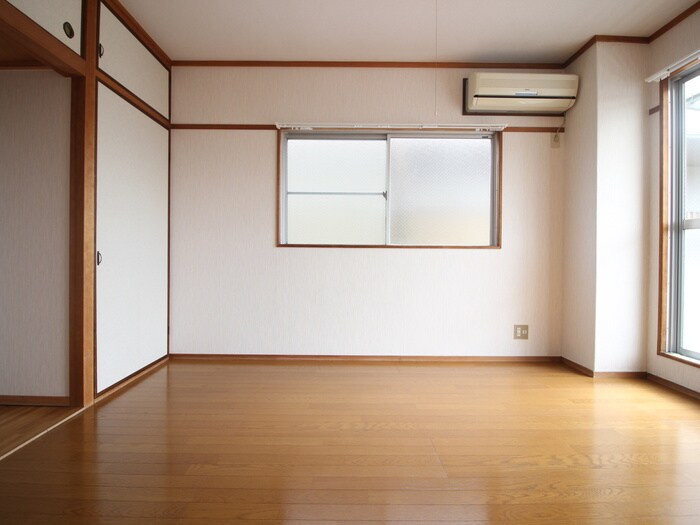 物件内観写真17　(居室)