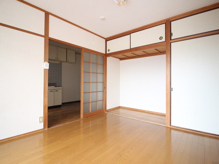 物件内観写真21　(居室)