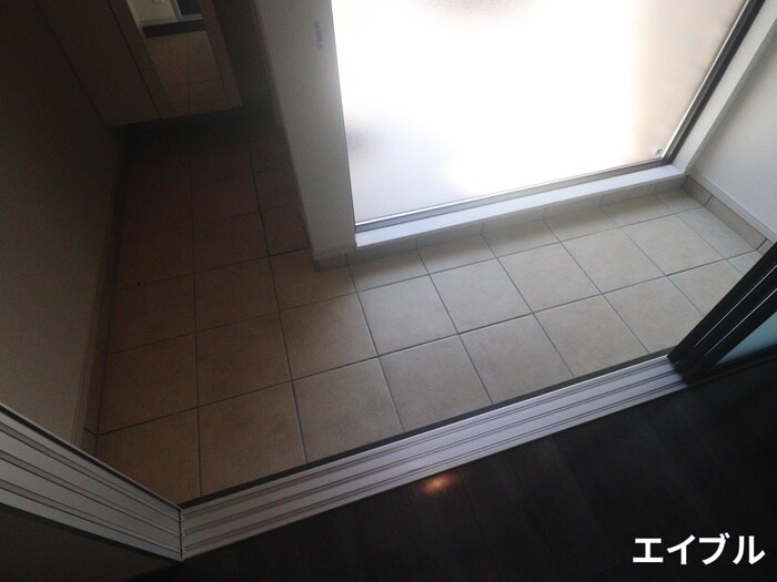 物件内観写真15　(玄関)