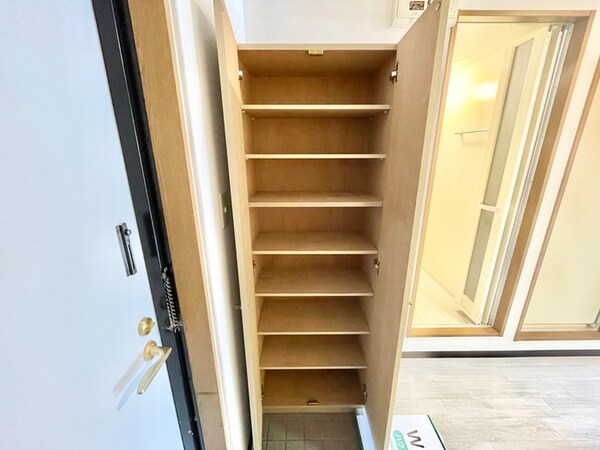 靴箱