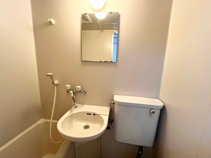 物件内観写真11　(洗面)