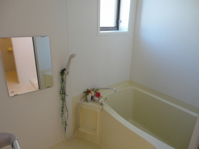 物件内観写真8　(バス／シャワールーム等)
