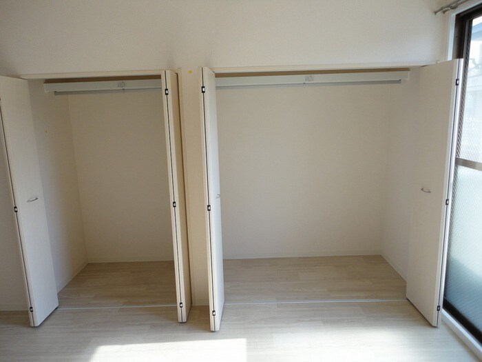 物件内観写真13　(収納)