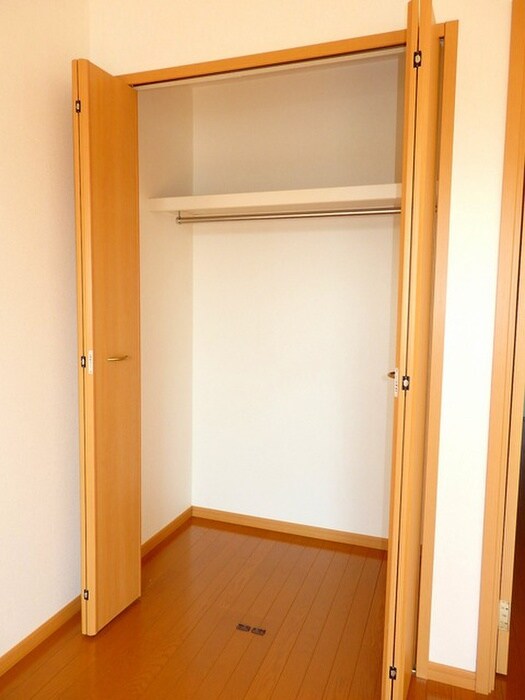 物件内観写真10　(収納)
