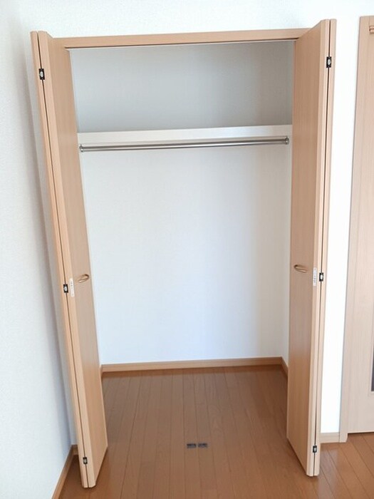 物件内観写真11　(収納)