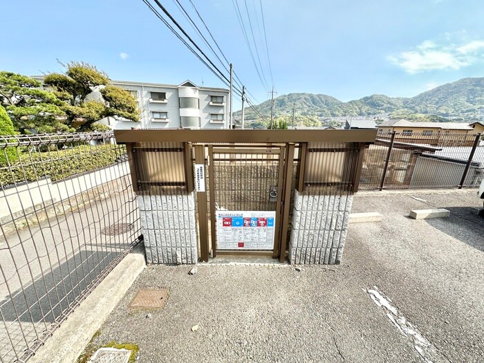 物件外観写真6　(建物設備)