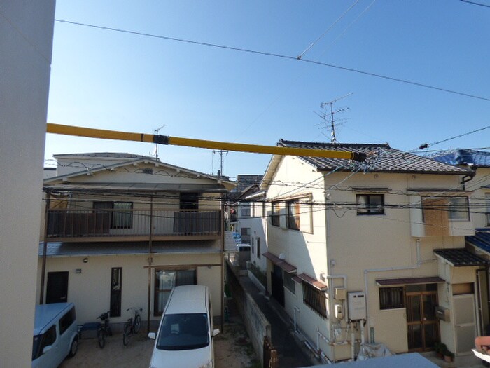 物件内観写真12　(室内からの展望)