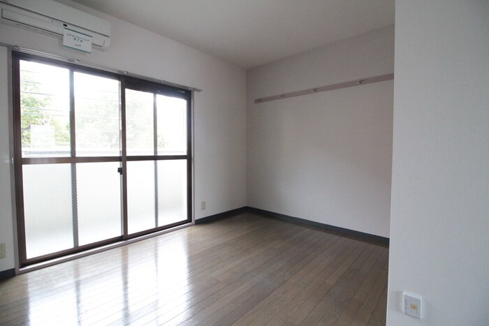 物件内観写真18　(居室)