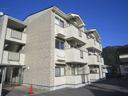 グレイス貴船外観写真