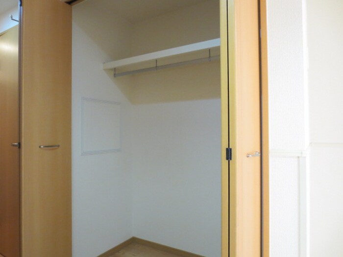 物件内観写真11　(収納)