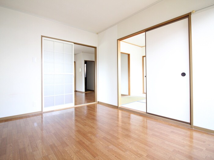 物件内観写真12　(居室)