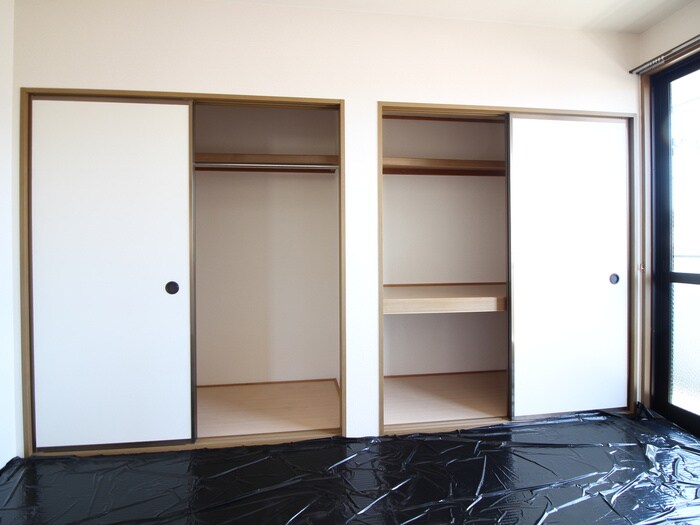 物件内観写真12　(収納)