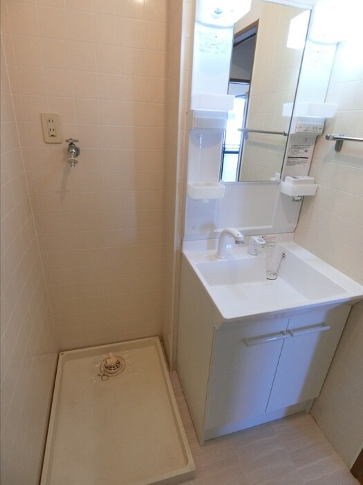 物件内観写真14　(洗濯機置場)