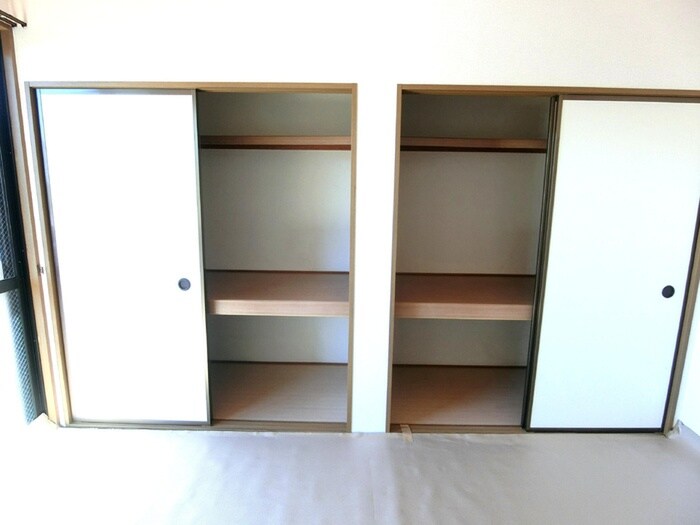 物件内観写真16　(収納)