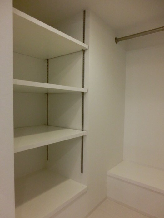 物件内観写真13　(靴箱)