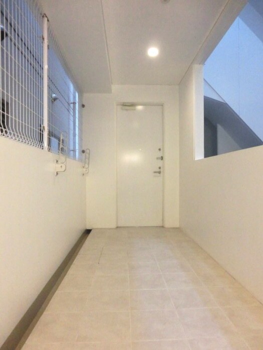 物件内観写真16　(ベランダ・バルコニー)