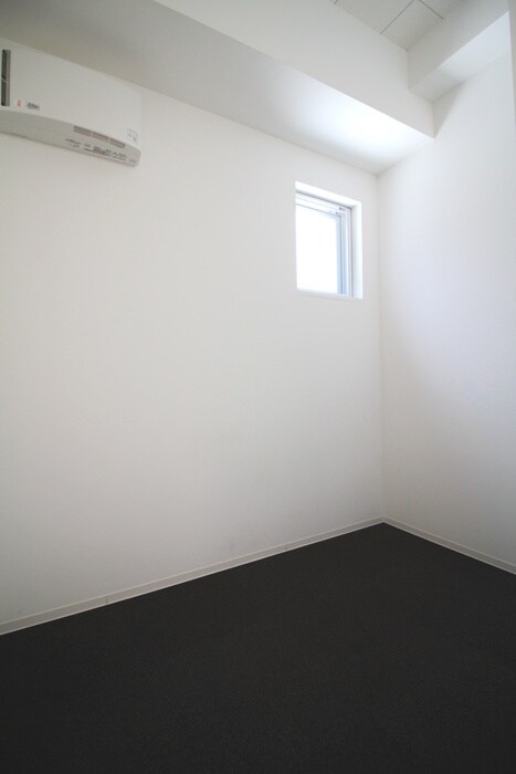 物件内観写真18　(居室)