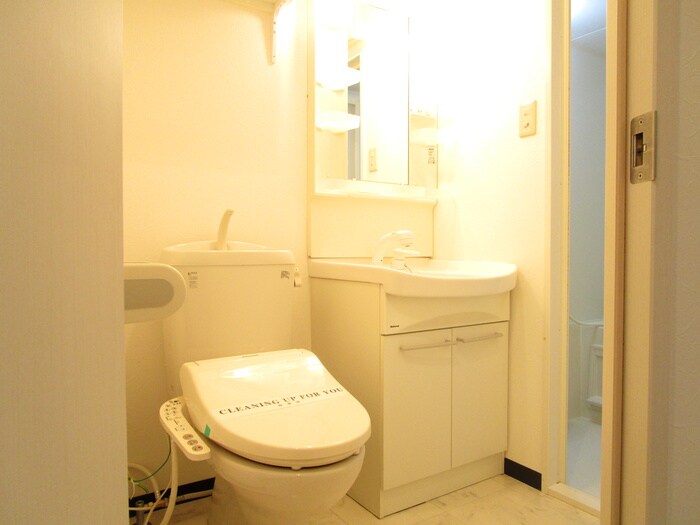 物件内観写真10　(洗面)