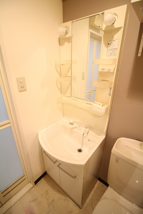 物件内観写真10　(洗面)