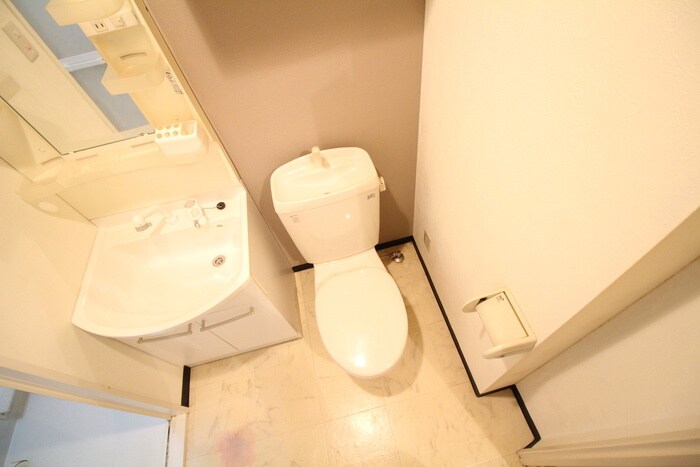 物件内観写真11　(トイレ)