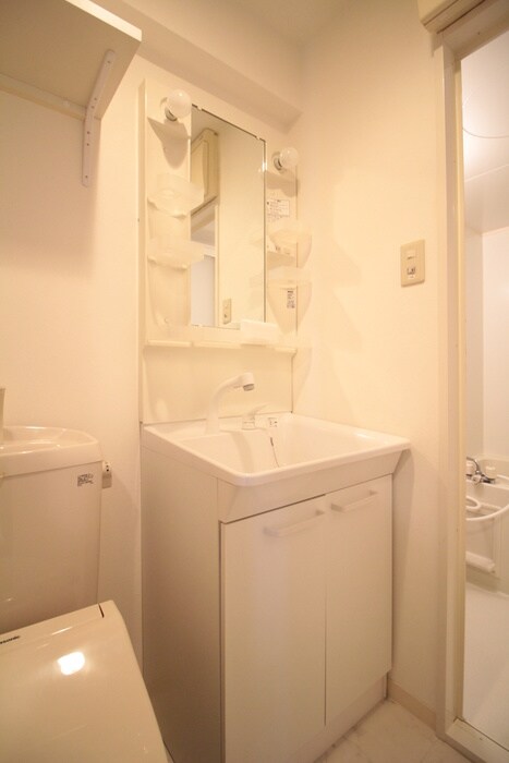 物件内観写真11　(洗面)