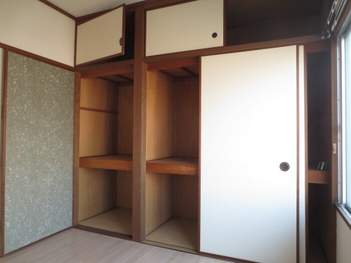 物件内観写真13　(収納)