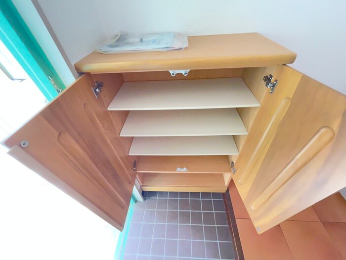 物件内観写真13　(靴箱)