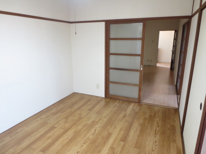 物件内観写真14　(居室)