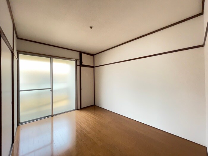 物件内観写真18　(居室)