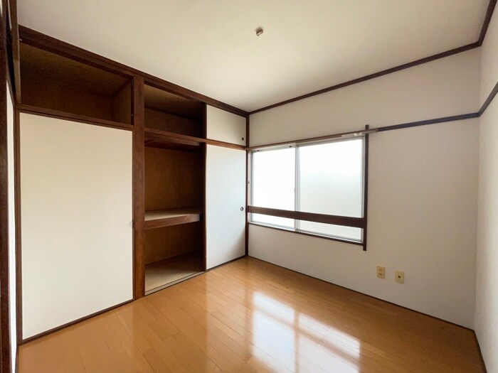 物件内観写真19　(居室)