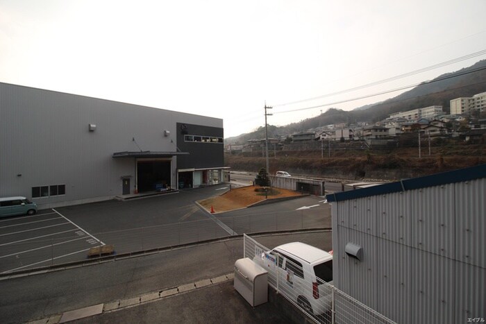 物件内観写真16　(室内からの展望)