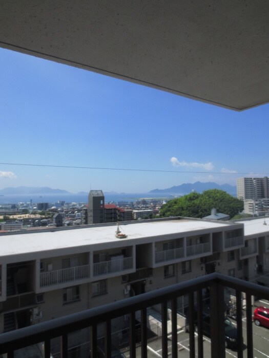 物件内観写真16　(室内からの展望)