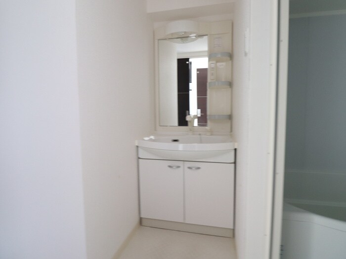 物件内観写真11　(洗面)