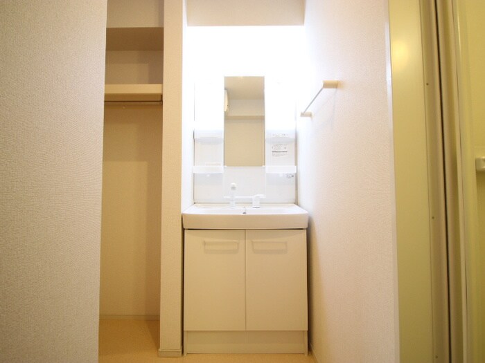 物件内観写真11　(洗面)