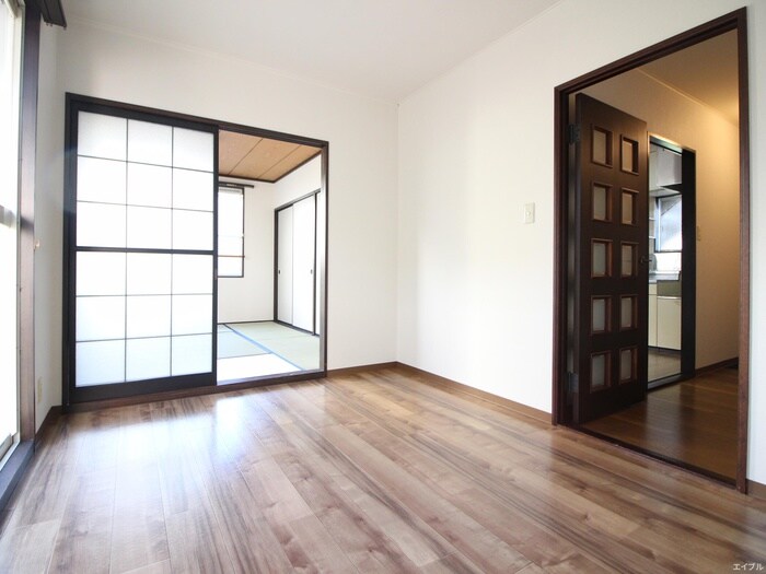 物件内観写真8　(居室)