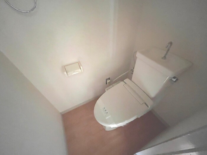 物件内観写真9　(トイレ)