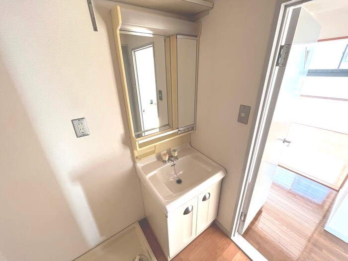 物件内観写真10　(洗面)