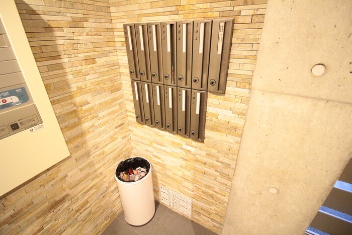 物件外観写真4　(建物設備)