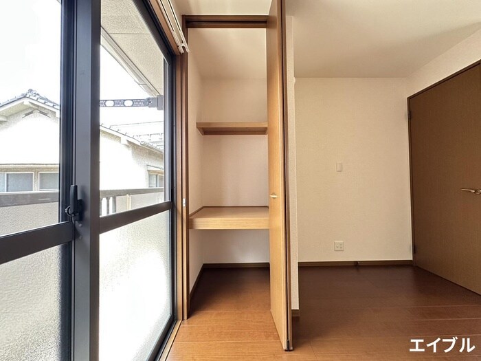 物件内観写真8　(収納)