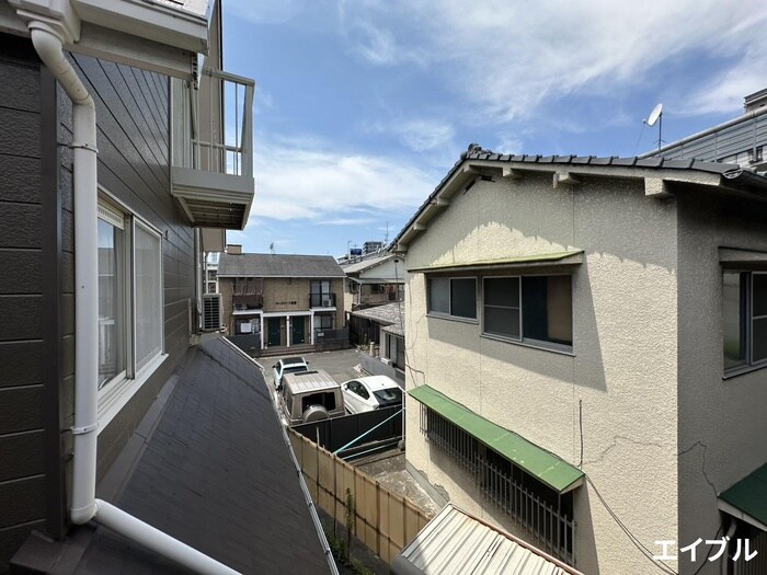 物件内観写真10　(室内からの展望)