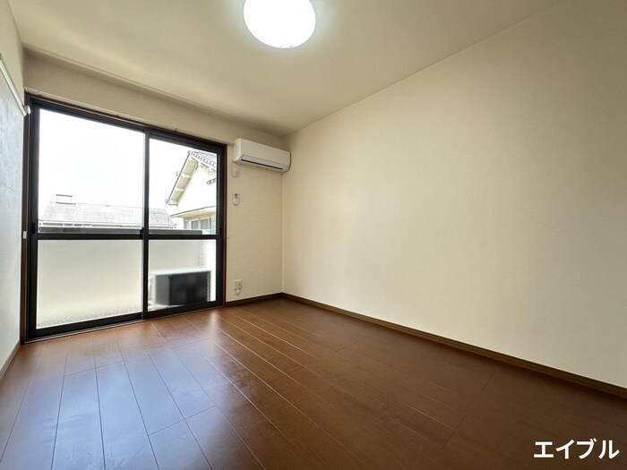 物件内観写真15　(居室)