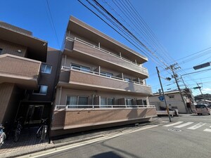 レゾンヤスダ外観写真